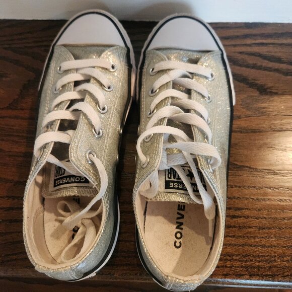 Girls Converse Sneakers Silver Sparkle Glitter Low Top All Star Size 2 EUC - Picture 5 of 8